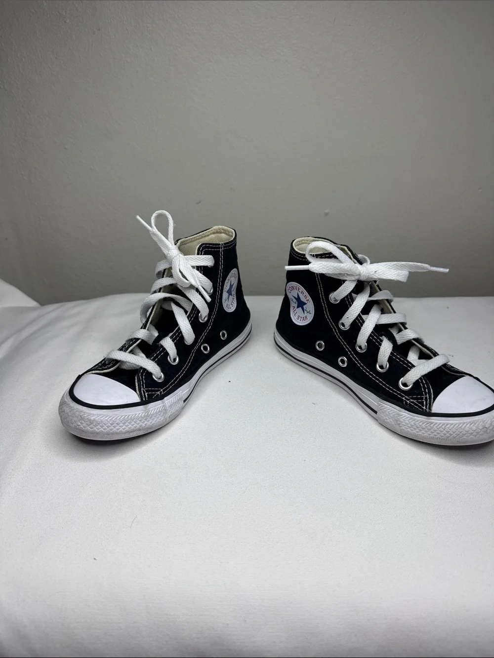 Converse Chuck Taylor All Star Classic - Kids Sz 12. Black and White. Iconic.